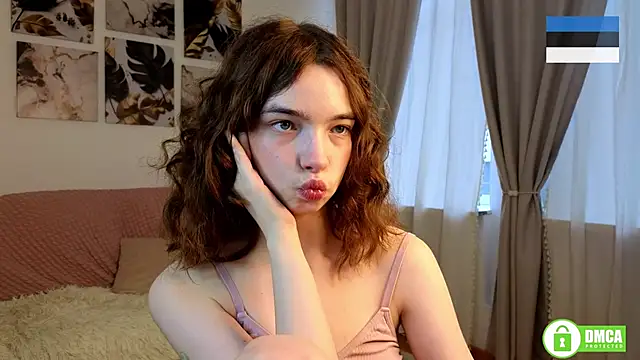 Evi Brook online show from 11/03/25, 11:47