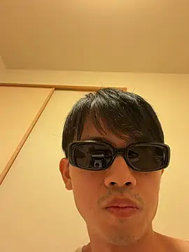 Snapshot of iiiviviii chatting on 11/01/25, 04:56 iiiviviii online show from 11/01/25, 04:56