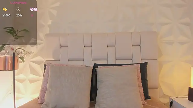 scarlettadams   online show from 03/24/26, 12:16