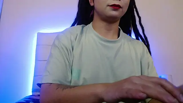 elapetitie online show from 11/15/25, 08:07