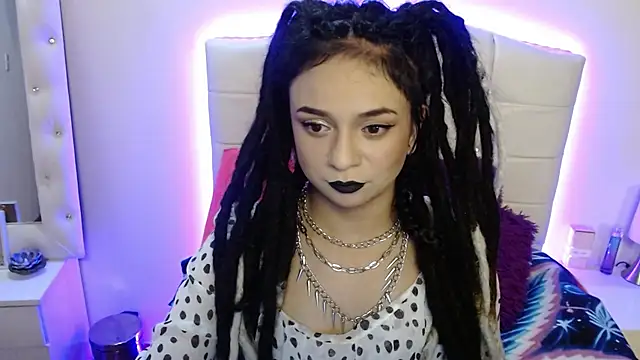 elapetitie online show from 10/03/25, 04:47