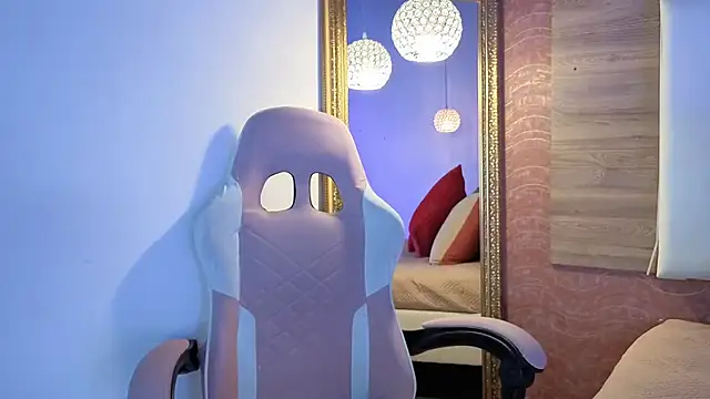 AgnesIvanova online show from 10/21/25, 07:24