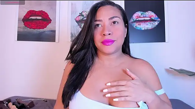 Monika-Ruiz online show from 11/22/25, 07:57