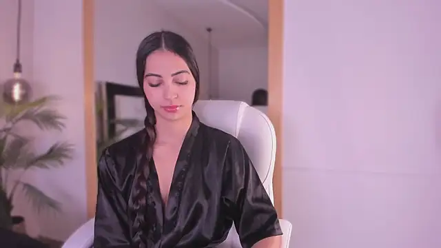 Kendall  blake online show from 11/04/25, 12:20