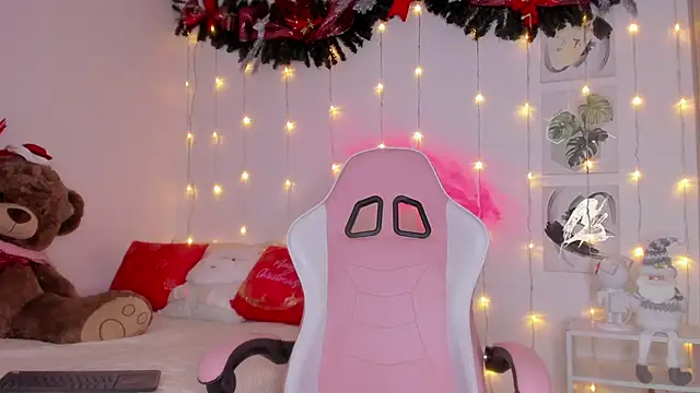 Nataly evans18 online show from 12/16/25, 06:28