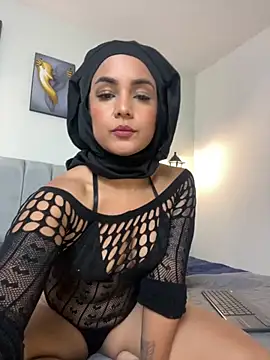 Snapshot of Samara_Hadi_ chatting on 09/08/25, 09:14 Samara Hadi online show from 09/08/25, 09:14