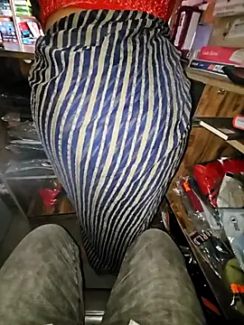 Snapshot of indianhotwife639 chatting on 02/23/26, 09:54 indianhotwife639 online show from 02/23/26, 09:54