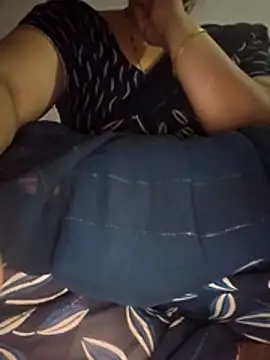 indianhotwife639 online show from 05/03/26, 07:28