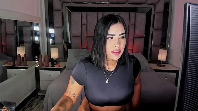 Snapshot of MaddyGray_ chatting on 07/11/26, 06:19 MaddyGray online show from 07/11/26, 06:19
