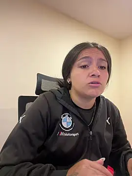 Alyha Cortes online show from 04/07/26, 01:35