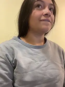 Alyha Cortes online show from 03/04/26, 01:30