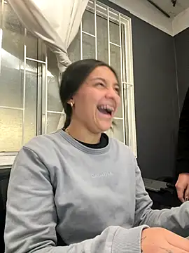 Alyha Cortes online show from 01/07/26, 12:32