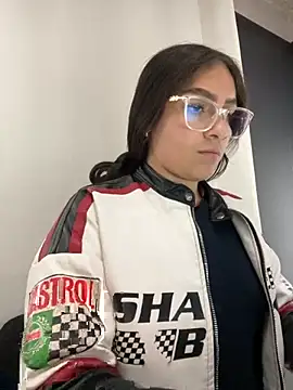 Alyha Cortes online show from 10/25/25, 03:28