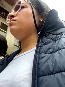 Alyha Cortes online show from 11/06/25, 01:26