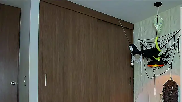 karol dl online show from 10/26/25, 09:26