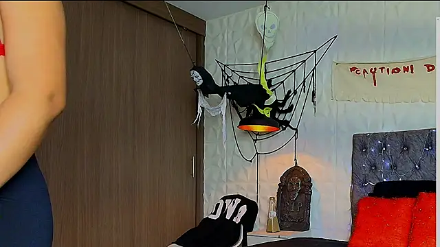 karol dl online show from 10/22/25, 09:57