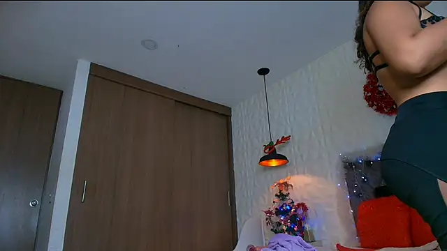 karol dl online show from 11/27/25, 10:43