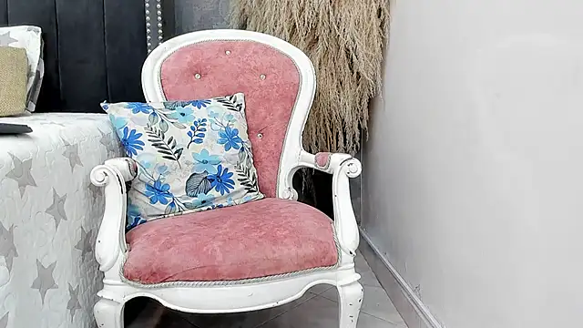 Milf loven  online show from 02/17/26, 07:22