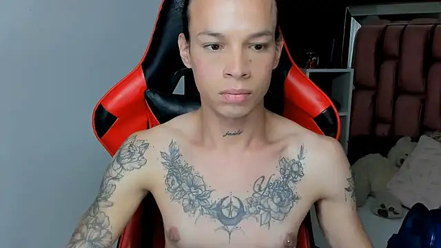 sara slut21 online show from 03/18/25, 12:19