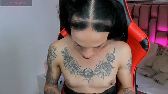 sara slut21 online show from 03/18/25, 09:21