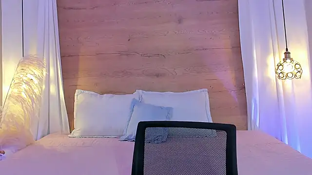 Artemisa08 online show from 10/24/25, 07:35