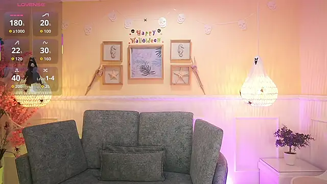 LoonaNyx online show from 10/27/25, 11:33