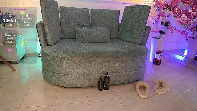 LoonaNyx online show from 12/02/25, 11:34