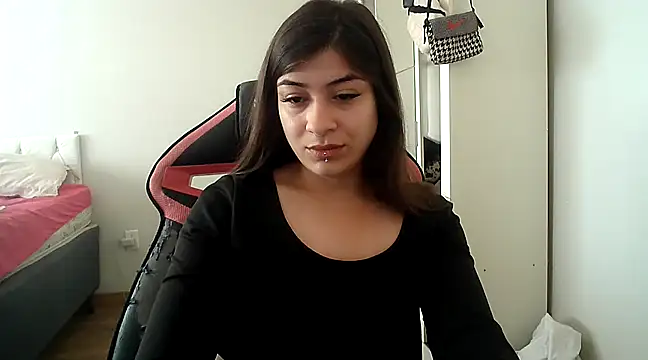 Becca B online show from 10/31/25, 03:19