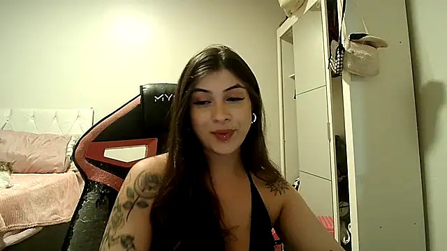 Becca B online show from 12/17/25, 04:06