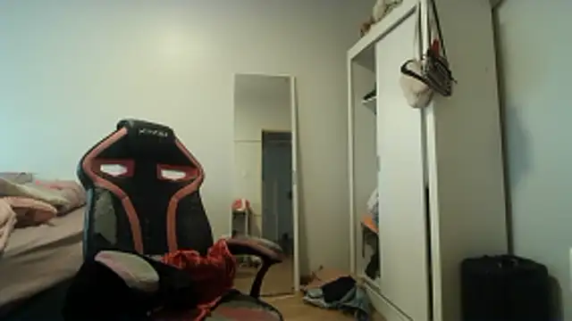 Becca B online show from 02/03/26, 04:56