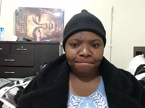 VoluptuousXX5 online show from 11/11/25, 07:47