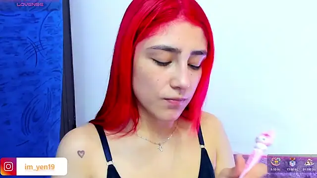 adahraa younng online show from 10/24/25, 10:31