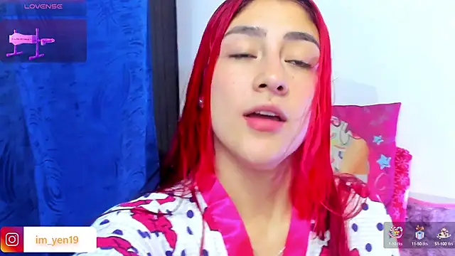 adahraa younng online show from 09/26/25, 04:08