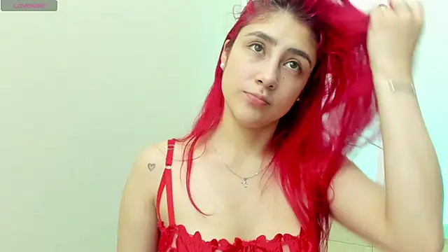 adahraa younng online show from 03/25/26, 07:35