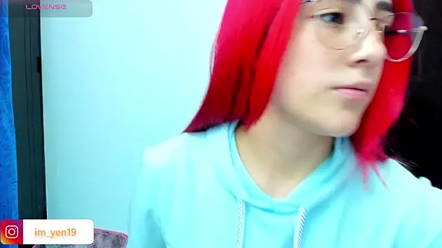 adahraa younng online show from 09/22/25, 08:04