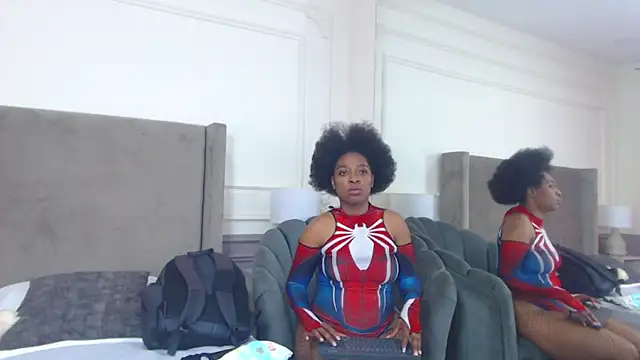 NatashaSilver online show from 11/01/25, 01:05