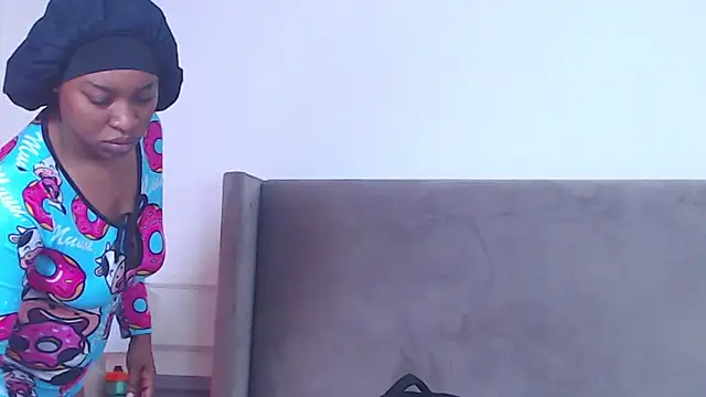 NatashaSilver online show from 11/14/25, 01:37