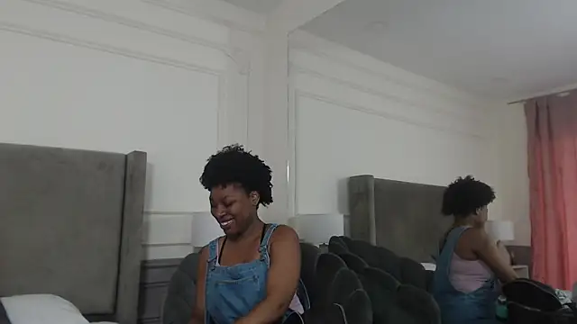 NatashaSilver online show from 11/08/25, 01:25