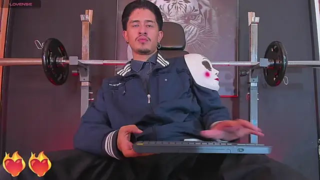 DimitriDeluxe online show from 11/01/25, 08:14