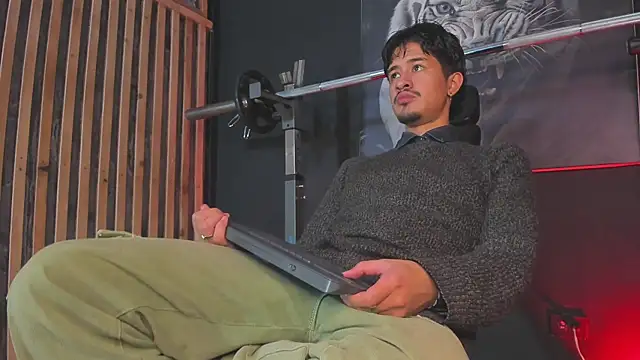 DimitriDeluxe online show from 11/20/25, 07:47