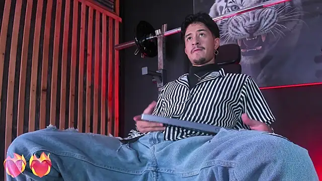 DimitriDeluxe online show from 11/03/25, 08:12