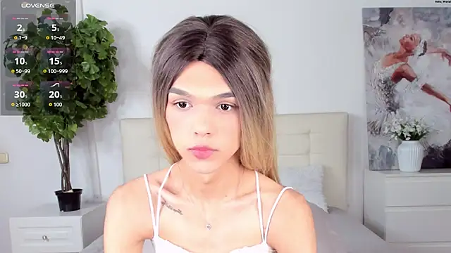 MadonnaRossi online show from 04/09/26, 02:01