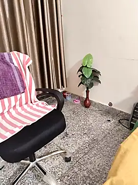 Snapshot of Shalu_G chatting on 11/22/25, 06:01 Shalu G online show from 11/22/25, 06:01