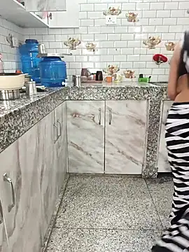 Snapshot of Shalu_G chatting on 11/29/25, 03:17 Shalu G online show from 11/29/25, 03:17