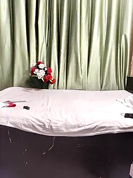 Shalu G online show from 05/18/26, 04:23
