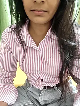 Shalu G online show from 04/12/26, 08:06