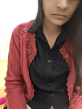 Snapshot of Shalu_G chatting on 11/11/25, 07:58 Shalu G online show from 11/11/25, 07:58