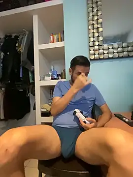 Alexitho25 online show from 11/15/25, 09:57