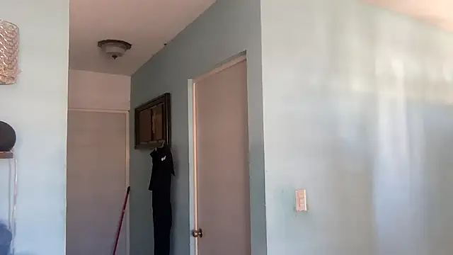 Alexitho25 online show from 10/26/25, 07:14