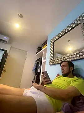 Alexitho25 online show from 10/18/25, 11:01